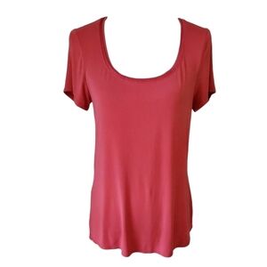 White House Black Market Short Sleeve Coral Scoop Neck StretchT-Shirt Top Size M